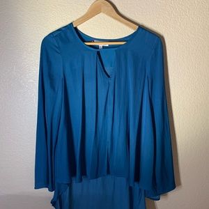 jennifer lopez Blue blouse